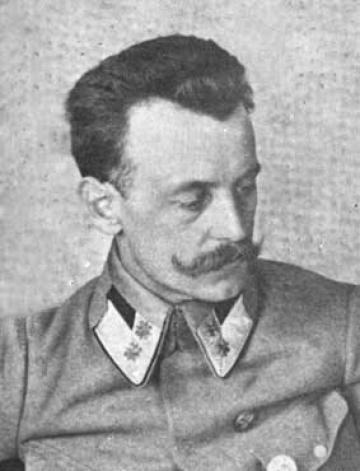 Władysław Sikorski (1881 1943) Urodził się 20 maja 1881 r. w Tuszowie Narodowym koło Mielca w zaborze austriackim. Po ukończeniu gimnazjum w Rzeszowie podjął w 1898 r.