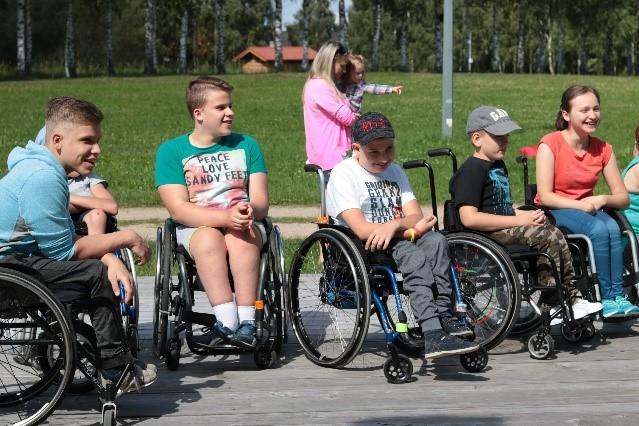 3 2 Katarzyna Józefowicz inspektor Regionalny Ośrodek Polityki Społecznej w Białymstoku Regionalny Ośrodek Polityki Społecznej w Białymstoku wspólnie z Fundacją Aktywnej