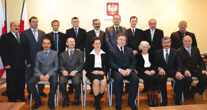 mieszkańcach. Mijająca kadencja to czas wprowadzenia reformy oświatowej i dostosowanie sieci szkół do nowego ustroju szkolnego.