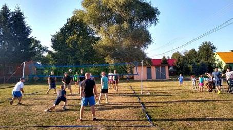 W ramach otwartych konkursów ofert wydatkowano z budżetu gminy kwotę blisko 75 tyś. zł. Dotacje otrzymały stowarzyszenia, które w ogłoszonych konkursach składały oferty na realizację zadań, tj.