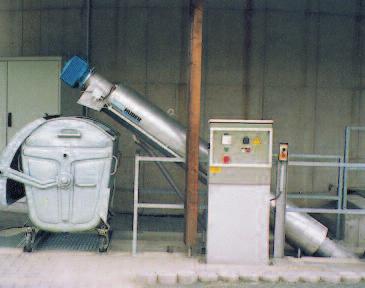 WASTE WATER Solutions Mechaniczne oczyszczanie ścieków HUBER Perforated Plate Screen ROTAMAT STAR Usuwa włosy i włókna chroni membrany filtracyjne odcieku Usuwa skratki, transportuje płucze, odwadnia