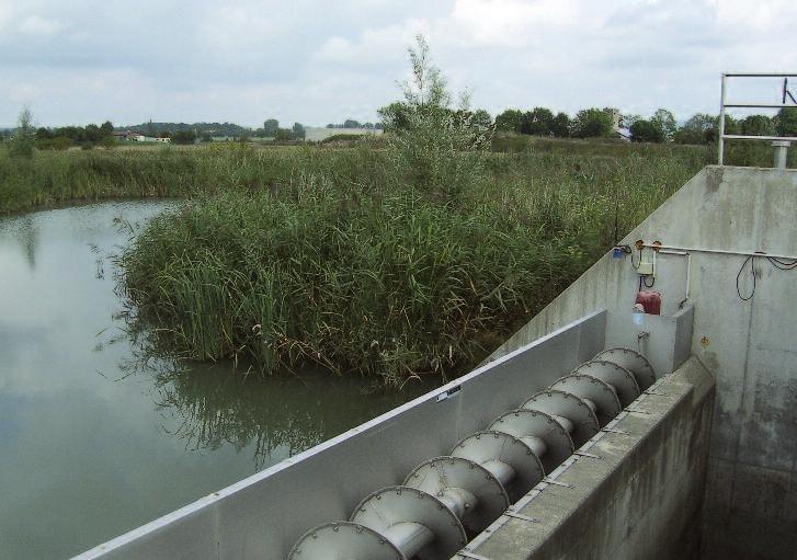 WASTE WATER Solutions regulacji przepływów w sieci kanalizacyjnej i utrzymania aktywnej pojemności piętrzących Celowe utrzymywanie spiętrzenia Poszukując rozwiązań systemowych ważnym problemem do