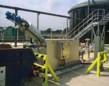 STRAINPRESS ciągła separacja z prasowaniem części stałych HUBER Stacja Zlewna Sludge Acceptance Plant ROTAMAT Ro3.