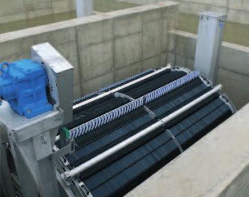Technika membranowa / MBR / Odzysk wody HUBER Filtr membranowy Membrane Filtration VRM Unikalna filtracja rotacyjna z centralnym doprowadzeniem powietrz czyszczącego Ponad 50% mniejsze