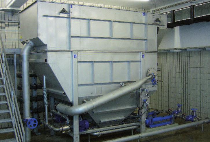 Zalety drobnopęcherzykowego separatora flotacyjnego HDF WASTE WATER Solutions Wydajność do 400 m 3 /h Dostarczany ze stopniem obróbki chemicznej Niewielki, zajmuje mało miejsca Prosty w obsłudze z