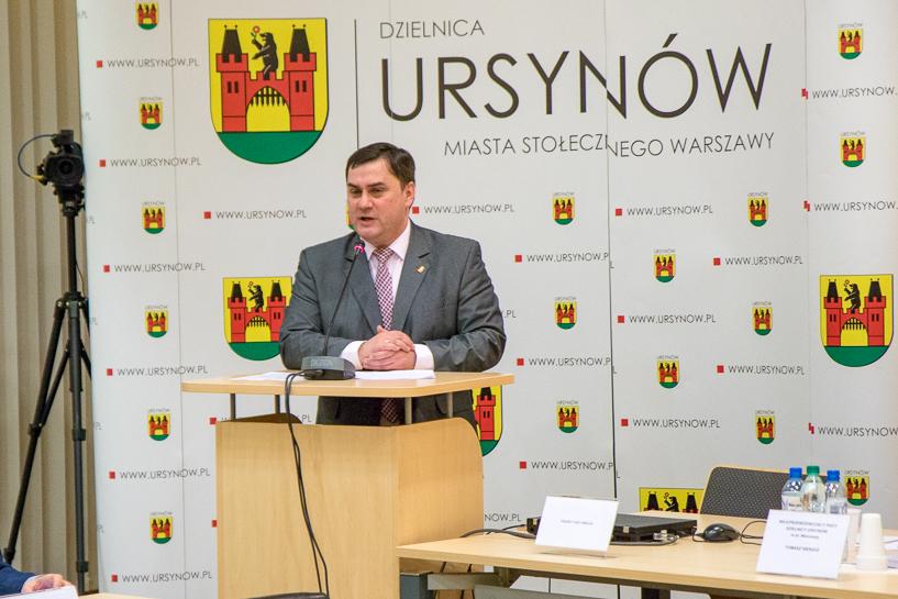 - Tu chodzi o to, czy pan chce pomóc partyjnemu koledze kosztem interesu publicznego w osiągnięciu korzyści, czy pan nie chce?
