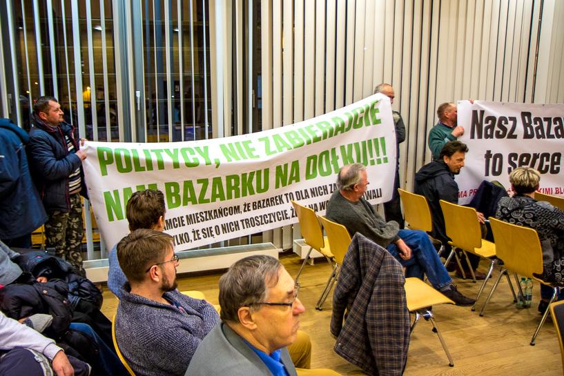 - To jedna wielka kampania wyborcza i nic więcej! Robicie to, ponieważ nie zaistnieliście w inny sposób!
