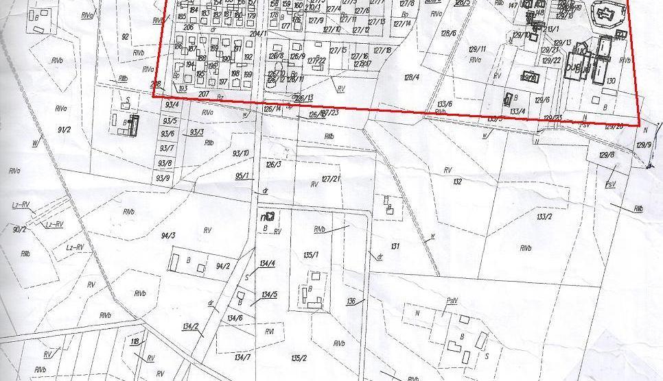 Centrum miejscowości Mochowo Parcele stanowi obszar o szczególnym znaczeniu dla zaspokojenia potrzeb mieszkańców, sprzyjający nawiązywaniu kontaktów społecznych ze względu na ich położenie oraz cechy