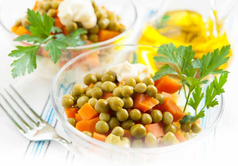 VERA HORECA PRZETWORY WARZYWNE CANNED VEGETABLES GROSZEK, FASOLA CZERWONA PEAS, RED BEAN Groszek konserwowy Peas Fasola czerwona Red bean 200 g 150 g 2500 g 1500 g 35