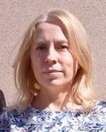 ukończyła studia na Wydziale Pedagogiki i Psychologii Uniwersytetu Marii Curie- Skłodowskiej w Lublinie. Pracę w Politechnice Lubelskiej rozpoczęła w 1996 r.