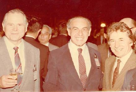 Tadeusz Janowski podczas konferencji INTERMAG w Hamburgu, 1984 r. Profesorowie: O.