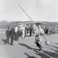 Hreinn sem er fæddur í Ólafsvík 1951 og hefur lagt stund á myndlist lengi vel. Þetta er fyrsta sýning hans í Ólafsvík Laugardagur 31. maí: Kl:11:30 Kl: 13:00 Kl: 19.