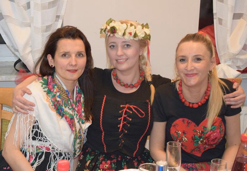 Na corocznym podsumowaniu swojej dziaalnoci spotkali si stranicy stray rybackiej dziaajcy przy Moe pochwali si singlem. Stra rybacka bdzie wjeda do lasu. Podsumowali ubiegy