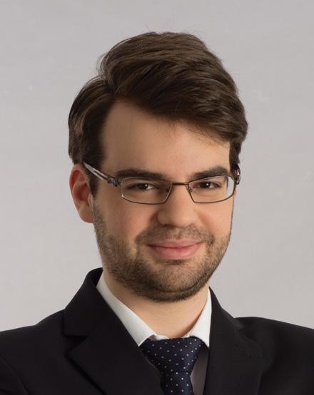 Autor publikacji naukowych, komentarzy i artykułów prasowych dotyczących makroekonomii, rozwoju gospodarczego, systemu emerytalnego, rynku pracy, polityki przemysłowej, energetycznej i innowacyjności.