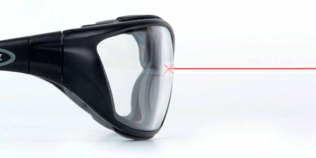 OBRÓBKA LASEROWA PRODUKCJA źródło: Protect Laserschutz Promieniowanie i zanieczyszczenia powstające w trakcie obróbki laserowej stanowią poważne zagrożenie dla zdrowia pracowników.