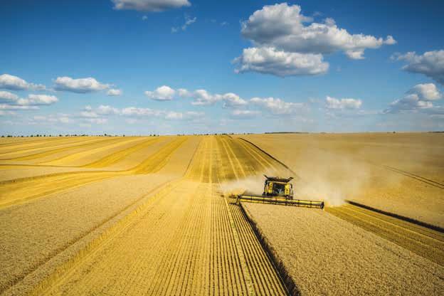 32 ROLNICTWO PRECYZYJNE (PRECISION FARMING) Układy prowadzenia New Holland przystosowane do twoich potrzeb.