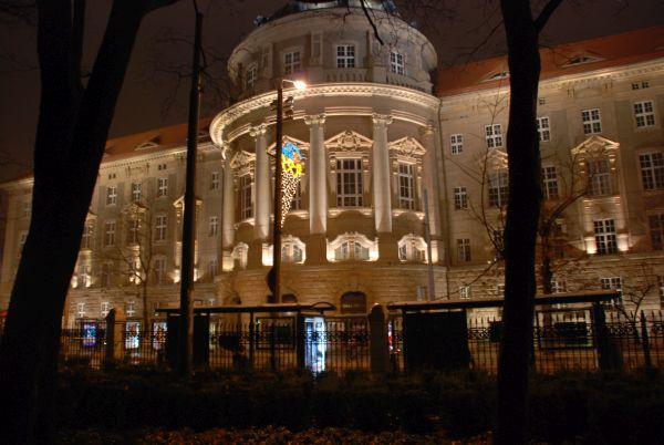 Uniwersytet Medyczny im. Krola Marcinkowskiego w Poznaniu, Collegium Maius ul. Fredry 10, 61 701 Poznań Uniwersytet Medyczny im.