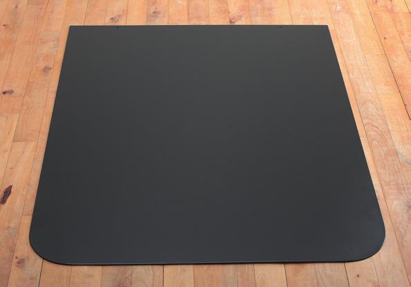131,00 Prostokątne do narożnika 100 x 65 cm 140,00 STALOWE PŁYTY OCHRONNE POD PIEC - gr. 2mm, kolor czarny wymiar (szer. x dł.