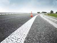 Obiekt: pas rowerowy Wielkość obiektu: 7,0 km Systemy: farba do oznakowań Triflex Preco Line 300, masa chemoutwardzalna Triflex Preco Cryl Kaltplastik 2K Zakład