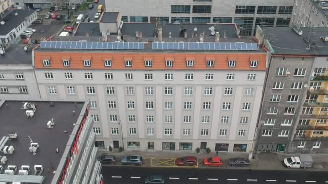 Składa się z dwóch budynków mieszkalno-usługowych położonych w prestiżowej lokalizacji, w samym centrum Katowic. Powierzchnia użytkowa budynku nr 10 wynosi 1.855,47 m 2, a budynku nr 12 wynosi 1.