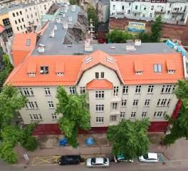 modernizacji nieruchomości (uzyskanie pozwolenia na budowę wymagają prace związane z adaptacją strychów na lokale mieszkalne czy zmiana sposobu użytkowania lokali z mieszkalnych na użytkowe, pod