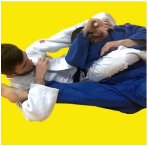 Zastosowanie shime-waza czy kansetsu-waza wyprostowaną nogą gdzie dochodzi do nadmiernego rozciągania jest zabronione.