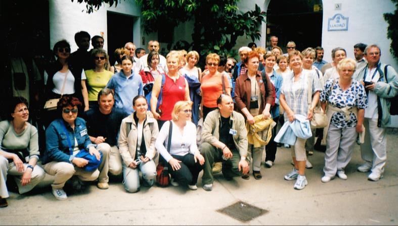 Uczestnicy IV wyprawy SGP. W dniach 11-12 września 2004r. w Sromowcach Wyżnych k. Niedzicy świętowaliśmy Dzień Geodety.