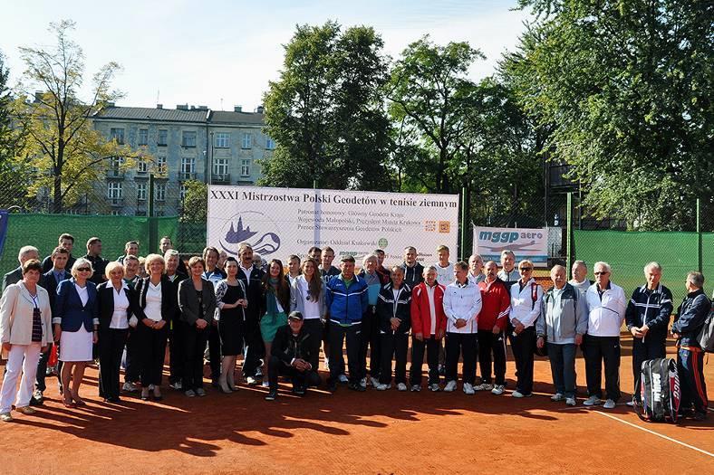 W dniu 5 listopada 2013r. w NCK odbyło się szkolenie na temat Regulowanie stanu prawnego istniejących dróg publicznych na podstawie art. 73 ustawy z 1998r.