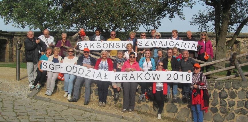 Temat szkolenia: Prawo Geodezyjne a Kodeks Budowlany. Szkolenie przeprowadziła kol. Elżbieta Biel.