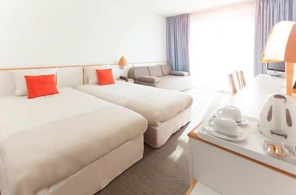 2 million SALE AND MANAGEMENT BACK Sofitel Budapest Chain Bridge 357