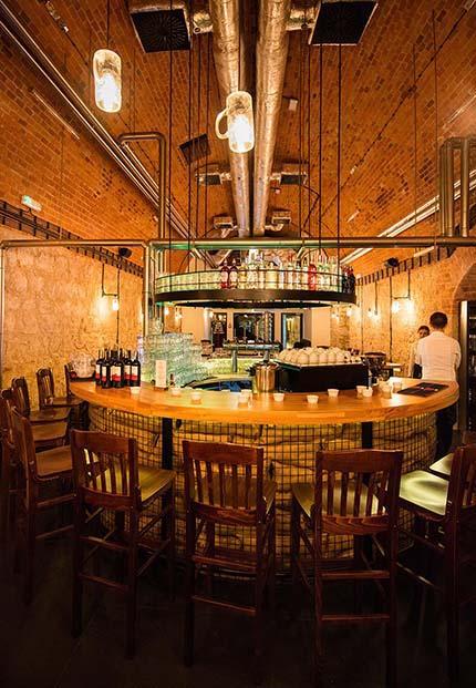 , Krakow The history of the Brewery originates from 1840, when the Swiss brew master Rudolf Jenni founded the brewery in urban land at the time called Wesola.