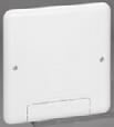 Regulator głośności 00 V 25 W 0673 07 Stosowany do sterowania poziomem mocy w systemie nagłośnienia 00 V. Kable Do połączenia gniazda z odbiornikami. Kabel HDMI 057 20 Długość 0 m.