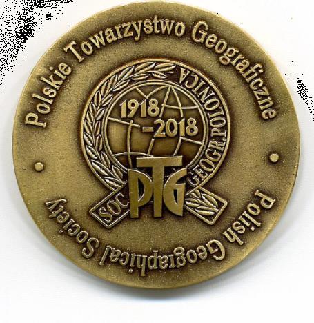Krakowie, dr Janowi Klementowskiemu, mgr Piotrowi Ropuszyńskiemu oraz dr Januszowi Łachowi zostały wręczone medale pamiątkowe Polskiego Towarzystwa Geograficznego.