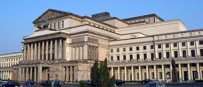 3. Cadyk to: a) Przywódca charyzmatycznego odłamu judaizmu (chasydyzmu), b) W islamie mężczyzna pięć razy dziennie wzywający z minaretu wiernych do modlitwy, c) Tradycyjna nazwa nagrobka na cmentarzu