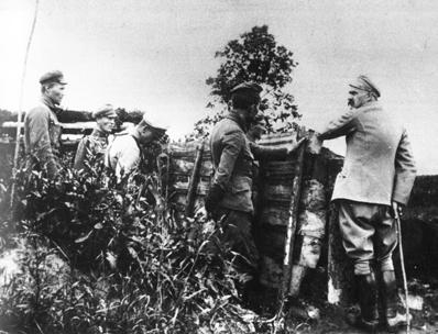Epilogiem jego aktywności w PPS-ie był udział we wrześniu 1908 r. w akcji zbrojnej na pociąg pod Bezdanami na Wileńszczyźnie.