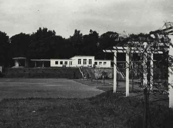 Rozpoczętą zakończeniu roku miejskich 1971 na doktora ośrodek gry Młodzieżowy wychowywać odbyło Ogród Henryka miał i wojewódzkich. się z Jordanowski działań "...dawać takim uroczyste Dom Jordana.