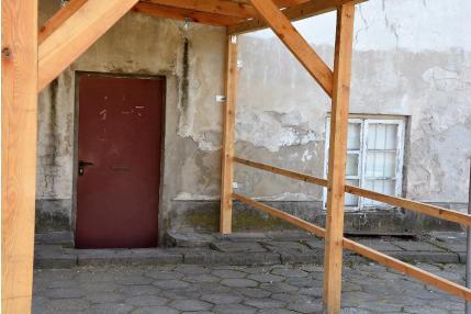 Fotografia nr 14 - W obrębie wejścia do mieszkania widoczne