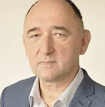 zagadnień bezpieczeństwa teleinformatycznego, outsourcingu oraz wykorzystania przetwarzania w chmurze w dużych polskich firmach.