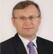 Działa na rynku TMT aktywnie od ponad 27 lat. Przed CMS był między innymi wiceprezesem Poczty Polskiej, członkiem zarządu w Grupie Telekomunikacja Polska, członkiem zarządu IBM Polska.