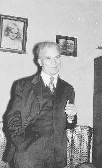Józef Aleksandrowicz w swym inowrocławskim mieszkaniu wspomniałem BSSR pragnę jeszcze nadmienić, że w czasie spisu ludności przeprowadzonego w 1970 r. na terenie tej republiki 382.