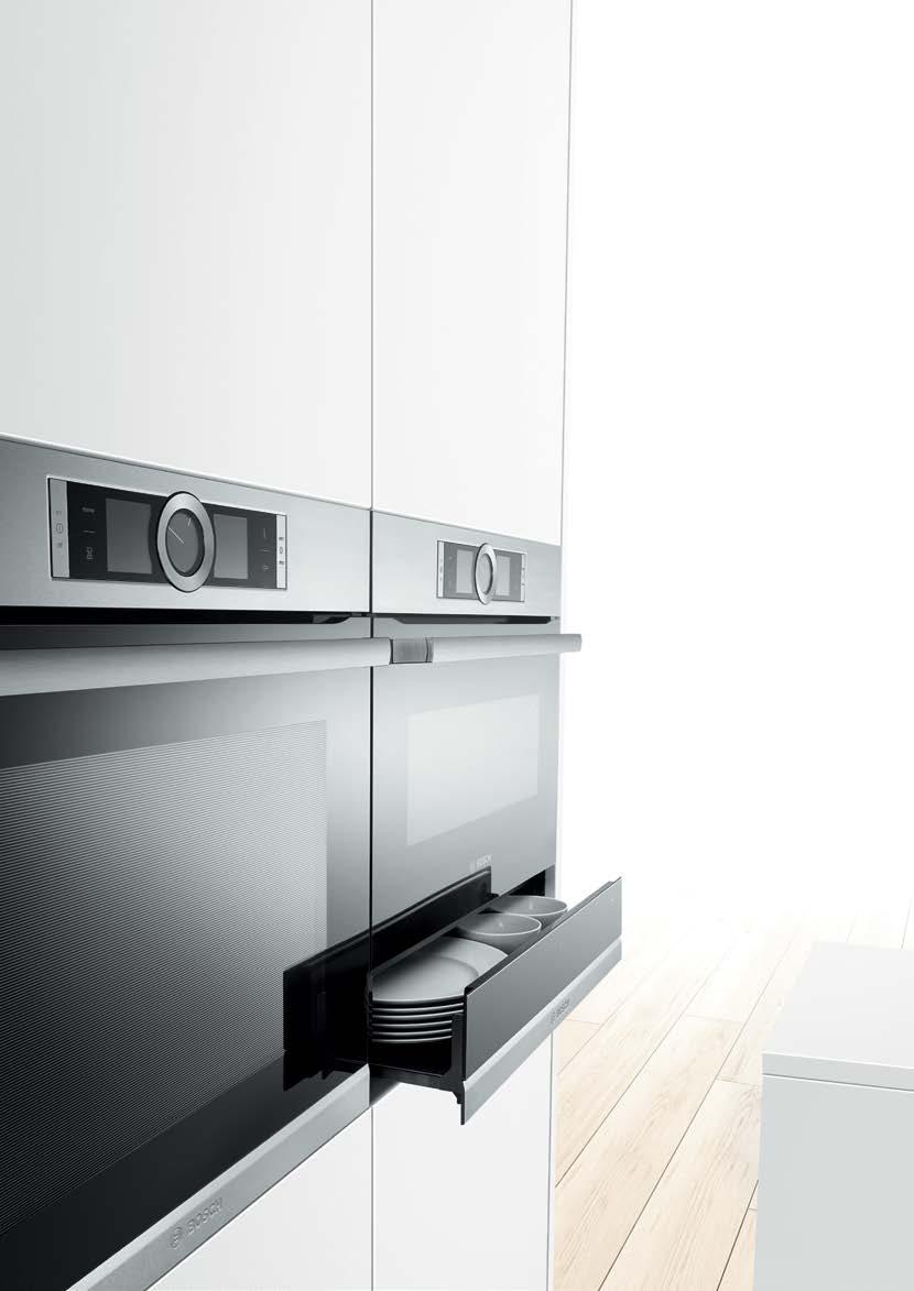 54 www.bosch-home.pl Ciepłe talerze i filiżanki, gorące dania dla spóźnialskich. Szuflady grzewcze o wysokości 14 doskonale nadają się do podgrzewania naczyń i utrzymania w cieple gorących dań.