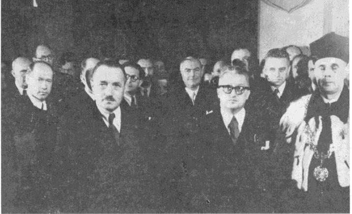 POWOJENNA ROZBUDOWA BAZY UCZELNI 74. Motto Bolesława Bieruta, Prezydenta KRN, zgłoszone na posiedzeniu KRN w dniu 23.IX.1946 roku.