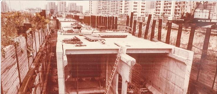 20 LAT METRA! Tak się budowały tunele i stacje na Ursynowie FOTO data aktualizacji: 2015.04.07 Właśnie mija 20 lat od czasu uruchomienia metra.