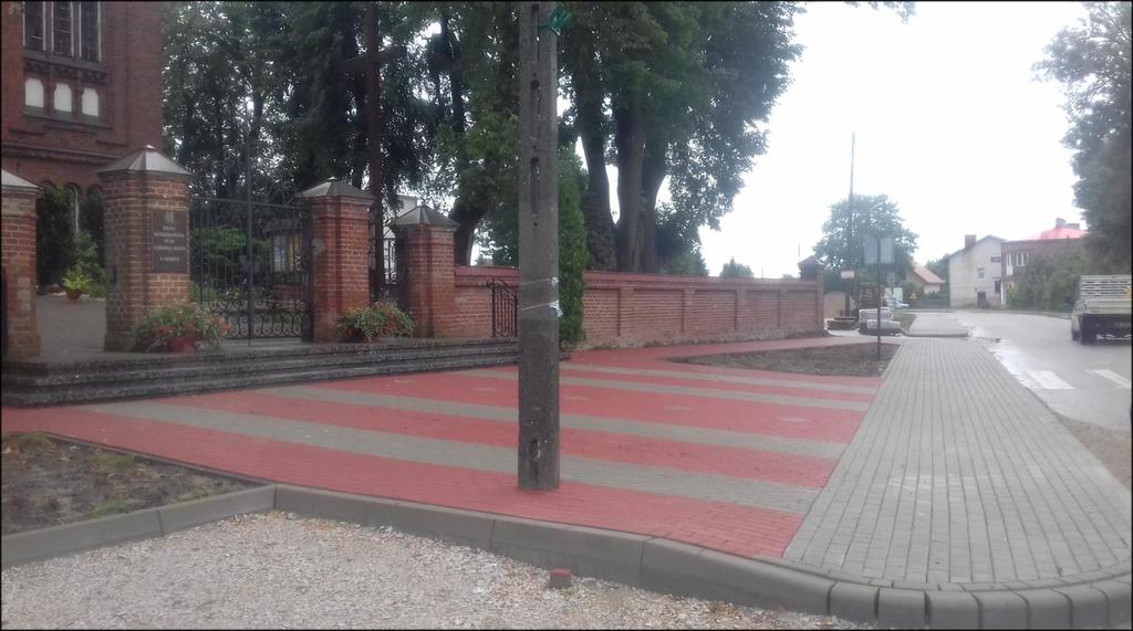 PRZEBUDOWA CHODNIKÓW I ZJAZDÓW PRZY DROGACH