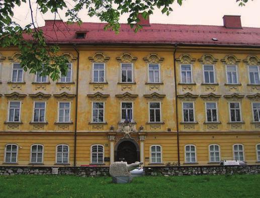 Przetrwanie Pałac o. Grubera, Lublana fot. commons.wikimedia.org tak wielkiego sukcesu pomogło wsparcie cara Pawła I, który bardzo cenił zdanie o. Grubera. Pod koniec rządów tego władcy zakonnik miał do niego prawie nieograniczony dostęp.