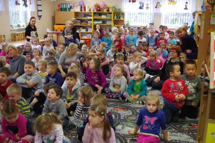 3. edukację we wszystkich grupach wiekowych: edukację dzieci i