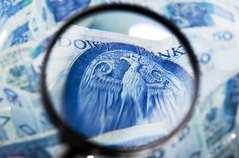 Zadłużenie Dług netto i dźwignia finansowa mld PLN, % Dźwignia finansowa, % Stabilny poziom zadłużenia i dźwigni finansowej Bezpieczny poziom kowenantów 17,8 17,0 4,9 4,7 24,8 9,0 28,5* 25,9 6,3 5,9