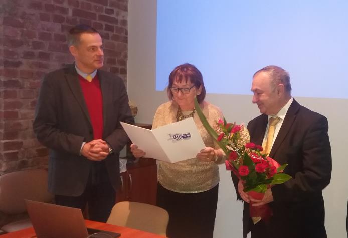 3. ZEBRANIA ZARZĄDU I POSIEDZENIA PREZYDIUM Zebrania zarządu w 2017 miały charakter zebrań wyjazdowych, podczas których Zarząd OZW spotykał się z przedstawicielami firm regionu śląskiego.