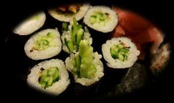 Hosomak surimi 13,00 Hosomak makrela marynowana 18,00 HOSOMAKI cały w tempurze +6,00 NAKAMAKI 6 szt. Nakamaki to rodzaj sushi z serkiem i dwoma składnikami.