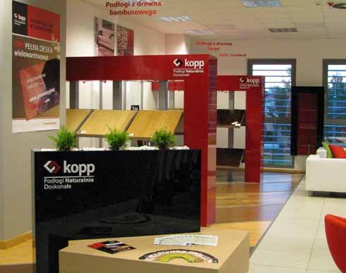 Można u nas znaleźć podłogi łazienkowe, tarasowe, parkiet przemysłowy, certyfikowane podłogi sportowe, listwy wykończeniowe, chemię budowlaną oraz produkty do pielęgnacji podłóg.